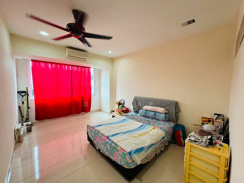 2.5-storey Terraced House for Sale in Rawang (Selangor) - Des Yap - Bedroom - PropertyGuru.com.my