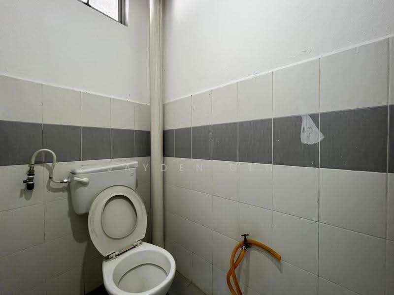 Shop for Rent in Alor Setar (Kedah) - Jayden Geh - Bathroom - PropertyGuru.com.my