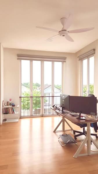 For Rent - Emerald Bay @ Puteri Harbour