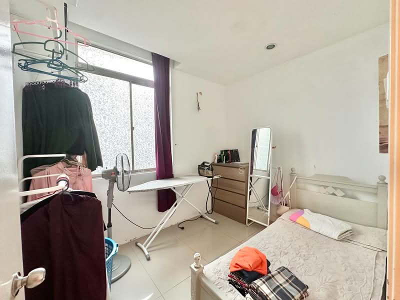 Cluster House for Sale in Bandar Saujana Putra (Tanjong Duabelas) - Fauzan bin Sahrom - Bedroom - PropertyGuru.com.my