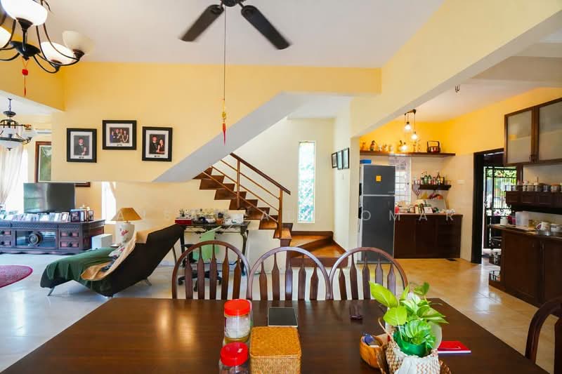 Rumah Banglo untuk Dijual di Ampang Jaya (Ampang) - Faisal Abu Omar - Living Room - PropertyGuru.com.my