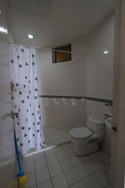 Service Residence for Rent at Windsor Tower - Wilson Chin - Bathroom - PropertyGuru.com.my