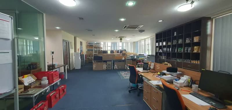 Office for Sale in Shah Alam (Selangor) - A. Francis - Interior - PropertyGuru.com.my