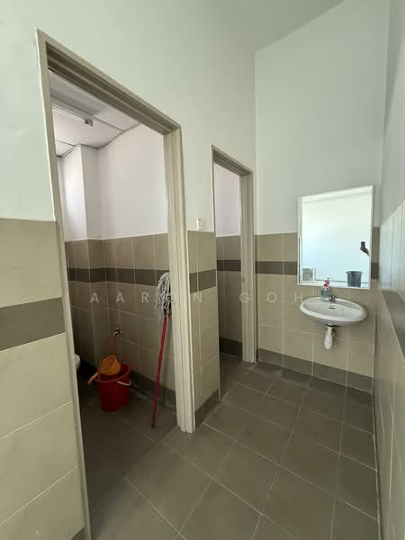Bukit Jalil Office For Rent untuk Untuk Disewa - RM 5,000 /bulan, Apr 2026 - Bathroom - PropertyGuru.com.my