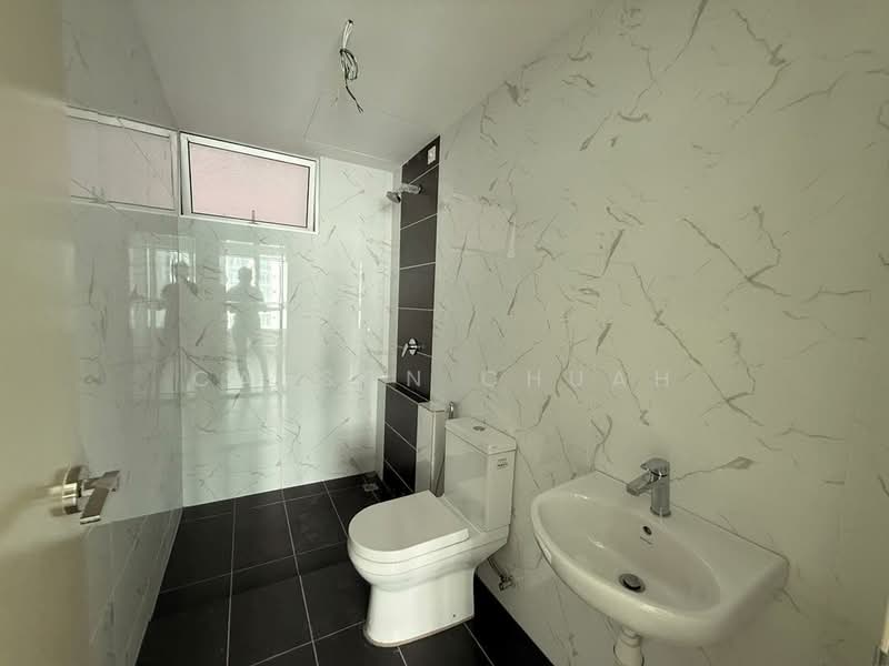 Goodwood Residence untuk Untuk Dijual - RM 678,000, Apr 2026 - Bathroom - PropertyGuru.com.my