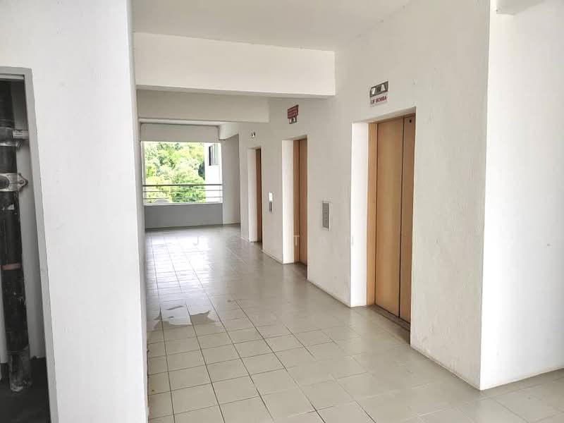 For Sale - Leader Garden