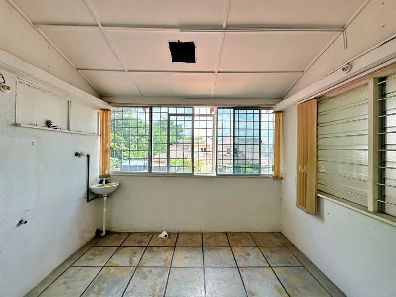 Shop / Office for Rent in SS19 (Subang Jaya) - Aizuddin bin Ahmad - Interior - PropertyGuru.com.my