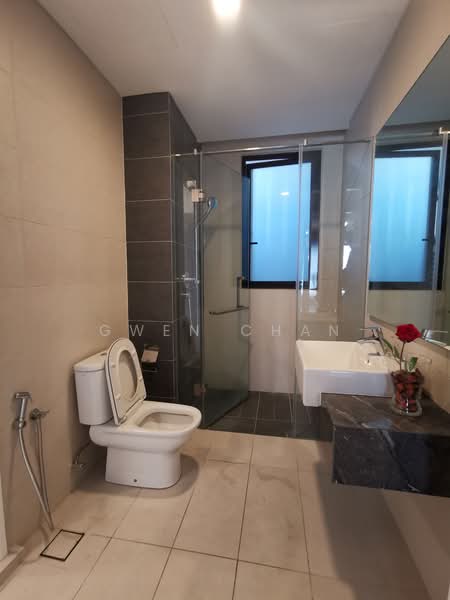 Kondominium untuk Dijual di Residensi 22 - Gwen Chan - Bathroom - PropertyGuru.com.my