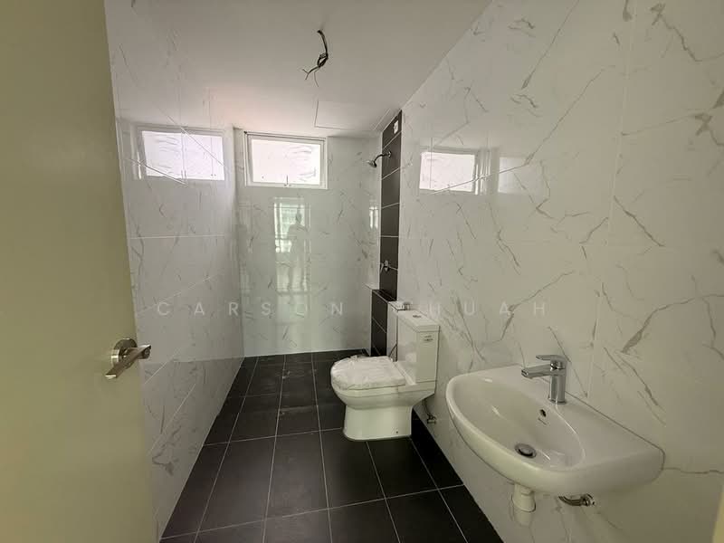 Condominium for Sale at Goodwood Residence - Carson Chuah - Bathroom - PropertyGuru.com.my