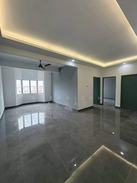 Apartment for Sale at Pangsapuri Mutiara Subang - Norfaizah Ahmad - Living Room - PropertyGuru.com.my
