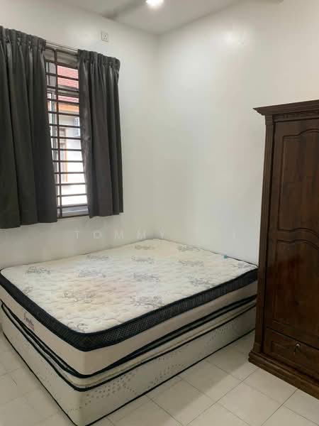 1-storey Terraced House for Rent in Taman Mount Austin (Tebrau) - Tommy Tai - Bedroom - PropertyGuru.com.my
