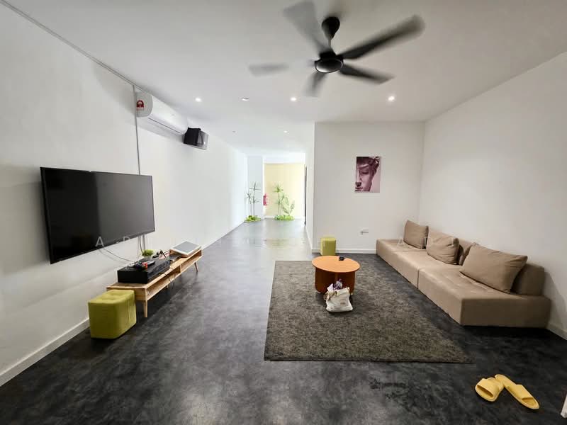 Shop for Rent in Bandar Baru Permas Jaya (Permas Jaya) - APRILIA CHAYADI - Living Room - PropertyGuru.com.my