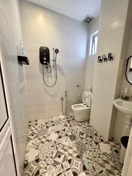 Shop for Rent in Bandar Baru Permas Jaya (Permas Jaya) - APRILIA CHAYADI - Bathroom - PropertyGuru.com.my