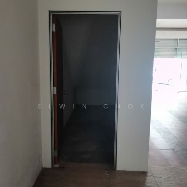 Shop for Rent in Bukit Raja (Selangor) - Elwin Chok - Interior - PropertyGuru.com.my