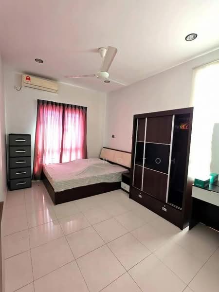 2.5-storey Terraced House for Sale in Taman Setia Indah (Tebrau) - Ee Fong Toh - Bedroom - PropertyGuru.com.my