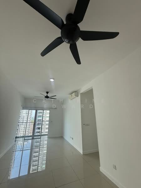 Savanna Executive Suite @ Southville City untuk Untuk Dijual - RM 340,000, Apr 2026 - Living Room - PropertyGuru.com.my