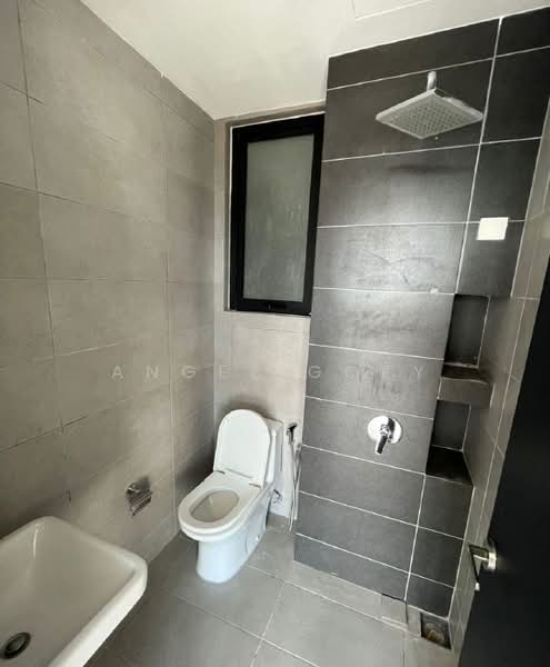 Urban Suites untuk Untuk Dijual - RM 635,000, Apr 2026 - Bathroom - PropertyGuru.com.my