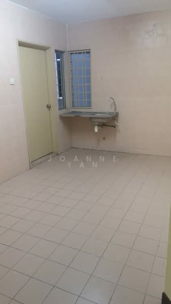 Condominium for Rent at Amadesa Resort Condominium - Joanne Yan - Interior - PropertyGuru.com.my