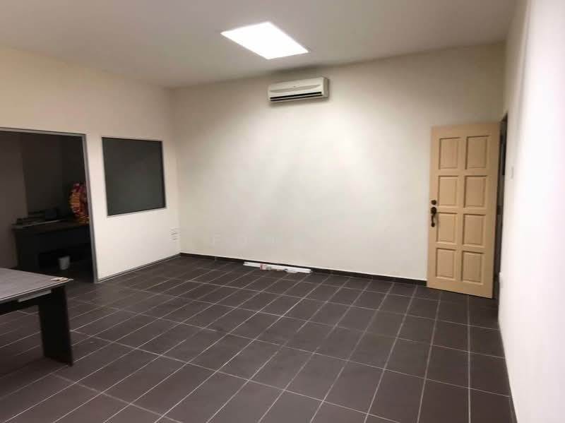 Shop / Office for Sale in Taman Johor Jaya (Johor Bahru) - Ee Fong Toh - Interior - PropertyGuru.com.my