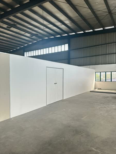 Gudang untuk Disewa di Taman Perindustrian Puchong (Puchong) - Leon Leong - Interior - PropertyGuru.com.my