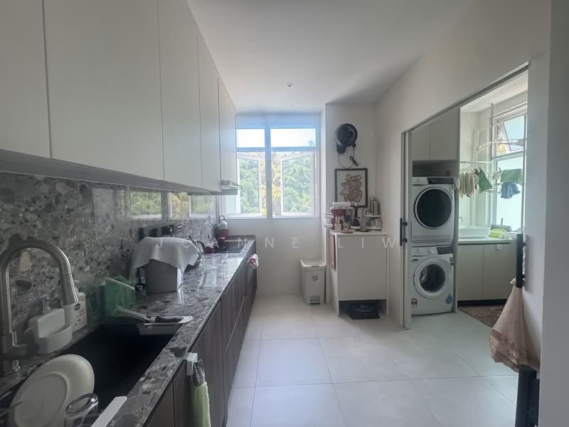 Ferringhi Residence 2 untuk Untuk Disewa - RM 3,000 /bulan, Apr 2026 - Kitchen - PropertyGuru.com.my