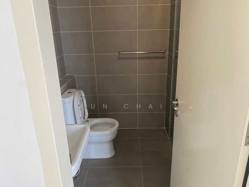 Service Residence for Rent at D'Pristine - Kun Chai - Bathroom - PropertyGuru.com.my