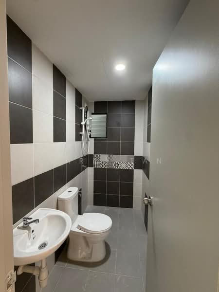 Service Residence for Rent at Cerrado @ Southville City - Harry Tan - Bathroom - PropertyGuru.com.my