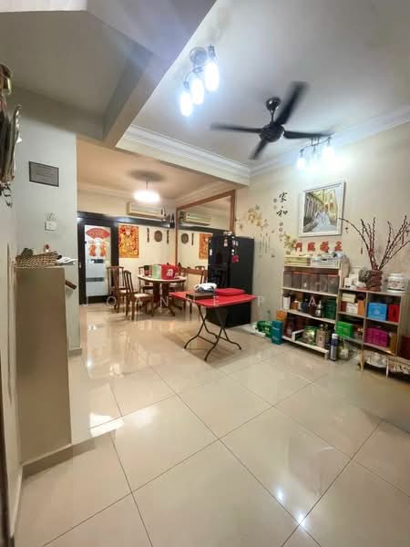 2-storey Terraced House for Sale in Bandar Botanic (Klang) - Joanne Pua - Living Room - PropertyGuru.com.my