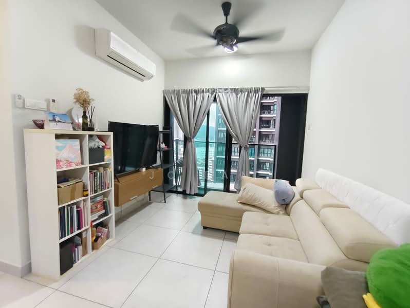 Service Residence for Rent at Majestic Maxim - JC Tan - Living Room - PropertyGuru.com.my