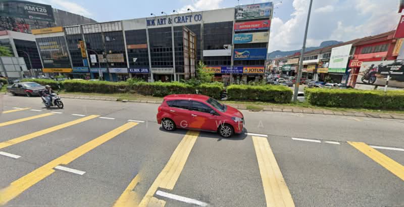 Untuk Dijual - taman melawati 4 sty shoplot . corner lot . 30x82