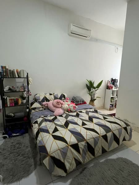 Taman Tropika untuk Untuk Dijual - RM 540,000, Apr 2026 - Bedroom - PropertyGuru.com.my