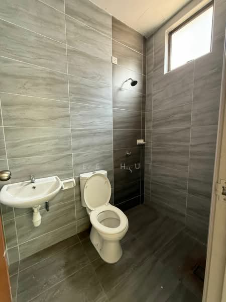2-storey Terraced House for Sale in Taman Bestari Indah (Ulu Tiram) - Jee Hui - Bathroom - PropertyGuru.com.my