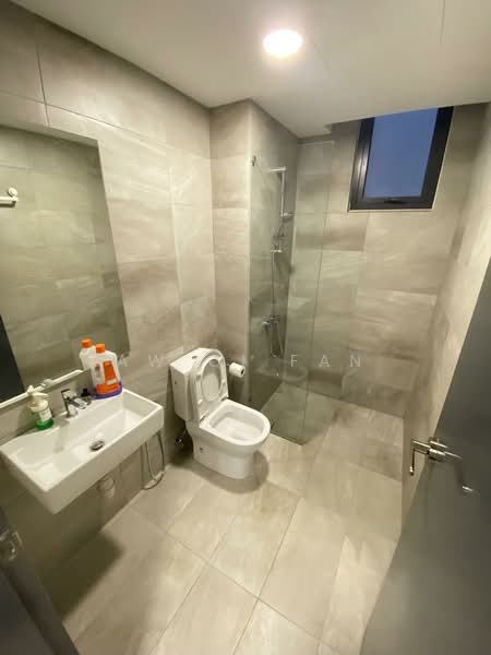 Henna Residence @ The Quartz WM untuk Untuk Disewa - RM 2,400 /bulan, Apr 2026 - Bathroom - PropertyGuru.com.my