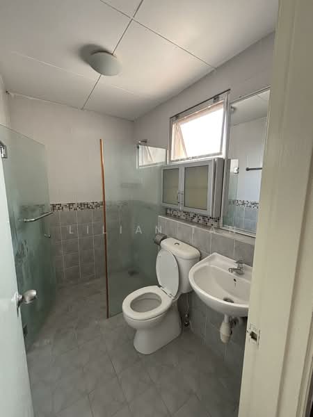 Seri Maya Condominium untuk Untuk Disewa - RM 2,500 /bulan, Apr 2026 - Bathroom - PropertyGuru.com.my