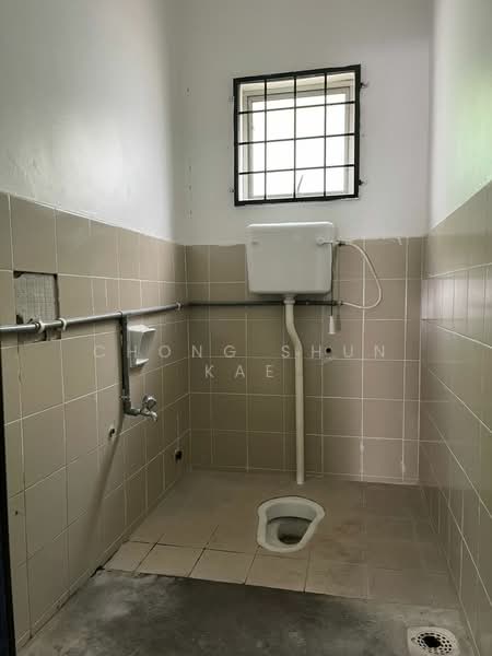 Pusat Perniagaan Gemilang untuk Untuk Disewa - RM 3,200 /bulan, Apr 2026 - Bathroom - PropertyGuru.com.my