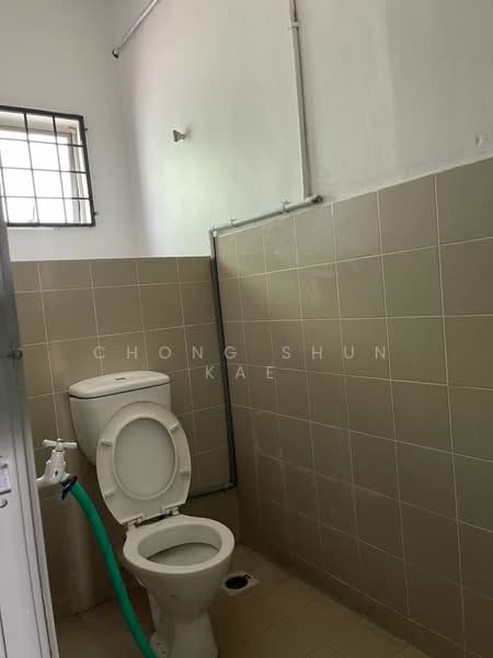 Pusat Perniagaan Gemilang untuk Untuk Disewa - RM 3,200 /bulan, Apr 2026 - Bathroom - PropertyGuru.com.my
