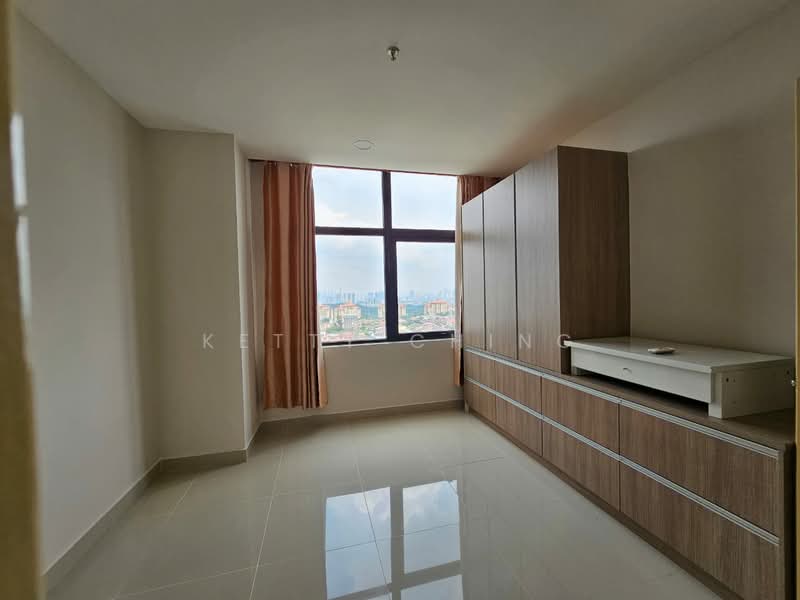 Emerald Avenue untuk Untuk Disewa - RM 1,300 /bulan, Apr 2026 - View - PropertyGuru.com.my