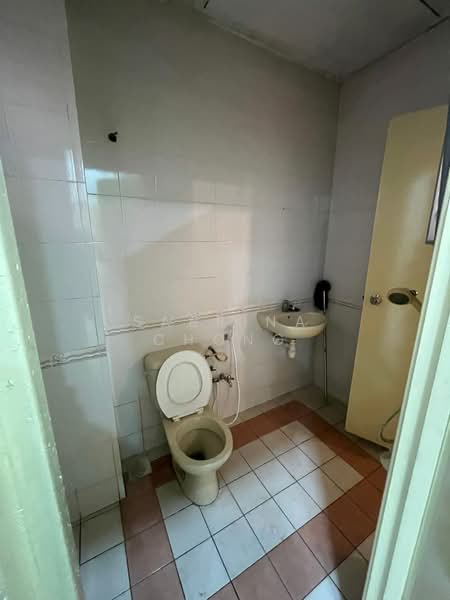 Puteri 6 untuk Untuk Disewa - RM 2,500 /bulan, Apr 2026 - Bathroom - PropertyGuru.com.my