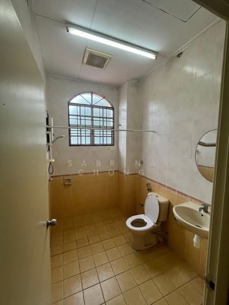 Puteri 6 untuk Untuk Disewa - RM 2,500 /bulan, Apr 2026 - Bathroom - PropertyGuru.com.my