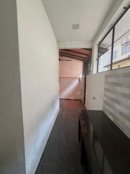 Puteri 6 untuk Untuk Disewa - RM 2,500 /bulan, Apr 2026 - Extended Kitchen  - PropertyGuru.com.my