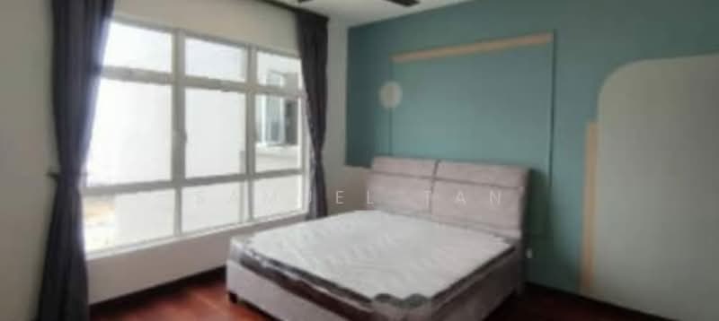Condominium for Rent at Paraiso Residence @ The Earth - Samuel Tan - Bedroom - PropertyGuru.com.my