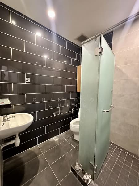 1-storey Terraced House for Sale in Penampang (Sabah) - Chin Giok Ching - Bathroom - PropertyGuru.com.my