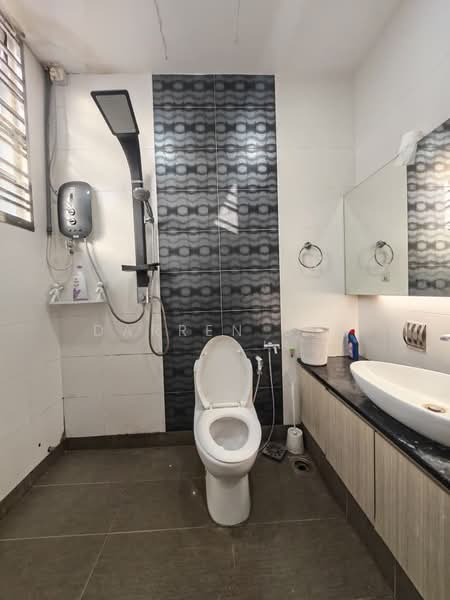 Kulai KCC Taman Gemilang Double Storey House For Rent untuk Untuk Disewa - RM 2,800 /bulan, Apr 2026 - Bathroom - PropertyGuru.com.my