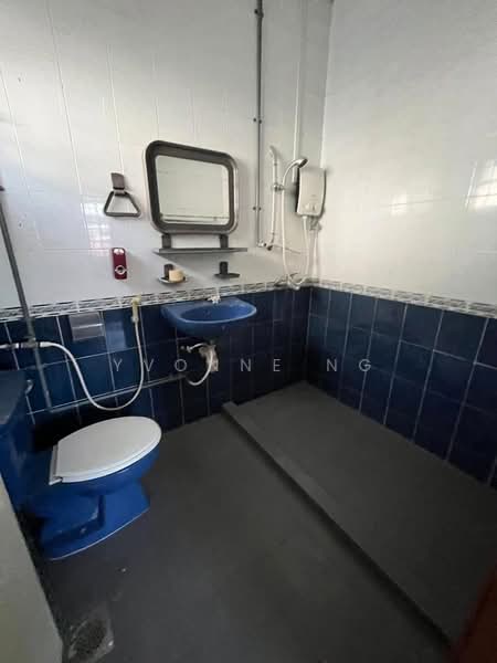 For Rent - Taman Kolam Air