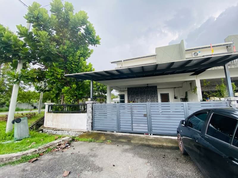 2-storey Terraced House for Rent in Taman Bangi (Kajang) - Ruqayyah Hashim - Exterior - PropertyGuru.com.my