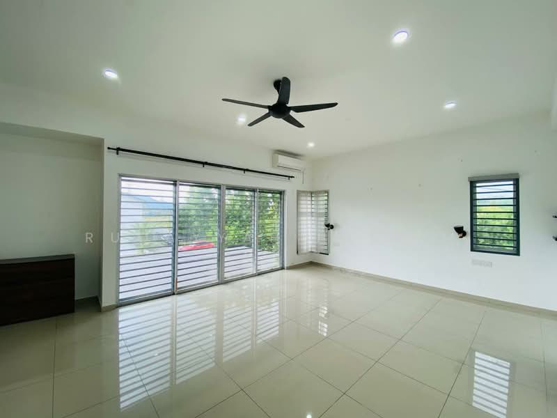 2-storey Terraced House for Rent in Taman Bangi (Kajang) - Ruqayyah Hashim - Living Room - PropertyGuru.com.my