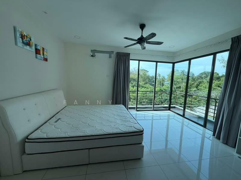 Semi-Detached House for Sale in Batu Ferringhi (Penang) - Fanny Wong - Bedroom - PropertyGuru.com.my