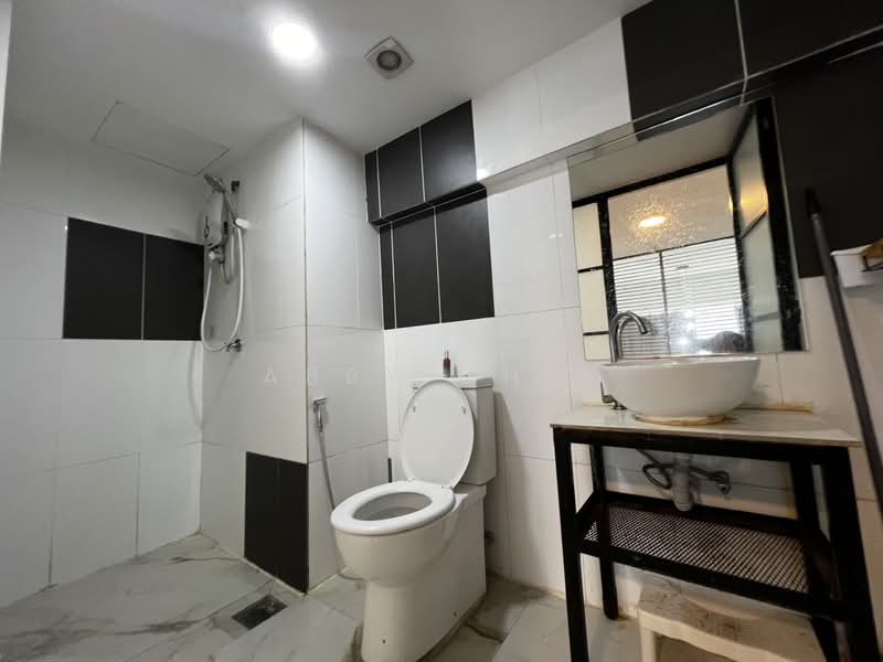 For Rent - SOHO @ Empire City