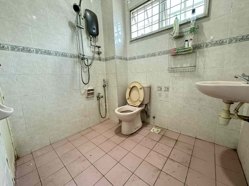 Puteri 6 untuk Untuk Dijual - RM 880,000, Apr 2026 - Bathroom - PropertyGuru.com.my
