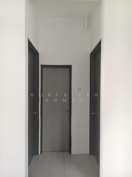 1-storey Terraced House for Rent in Taman Perepat Indah (Kapar) - Norfaizah Ahmad - Corridor - PropertyGuru.com.my